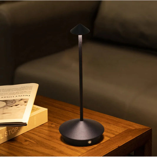 Evelon Lamp