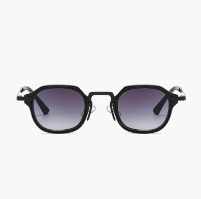 New fashionable small-framed sunglasses for women