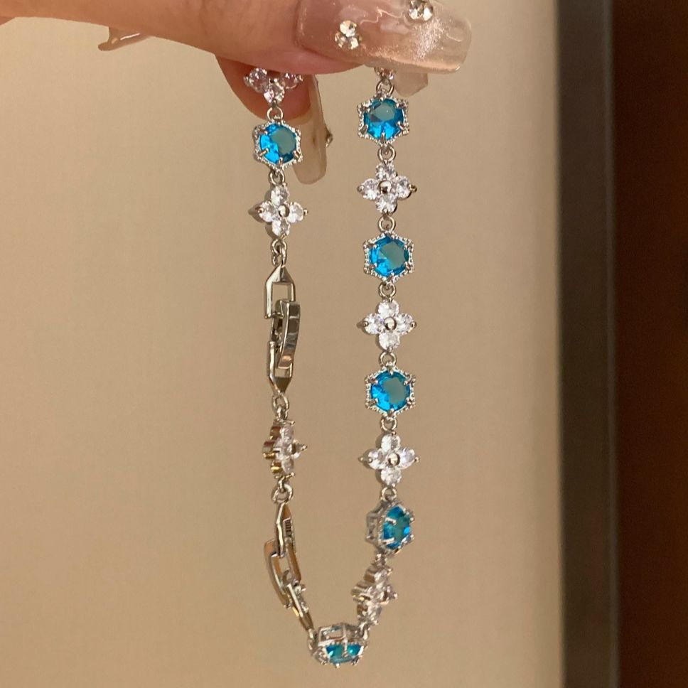 Verna Zircon Bracelet