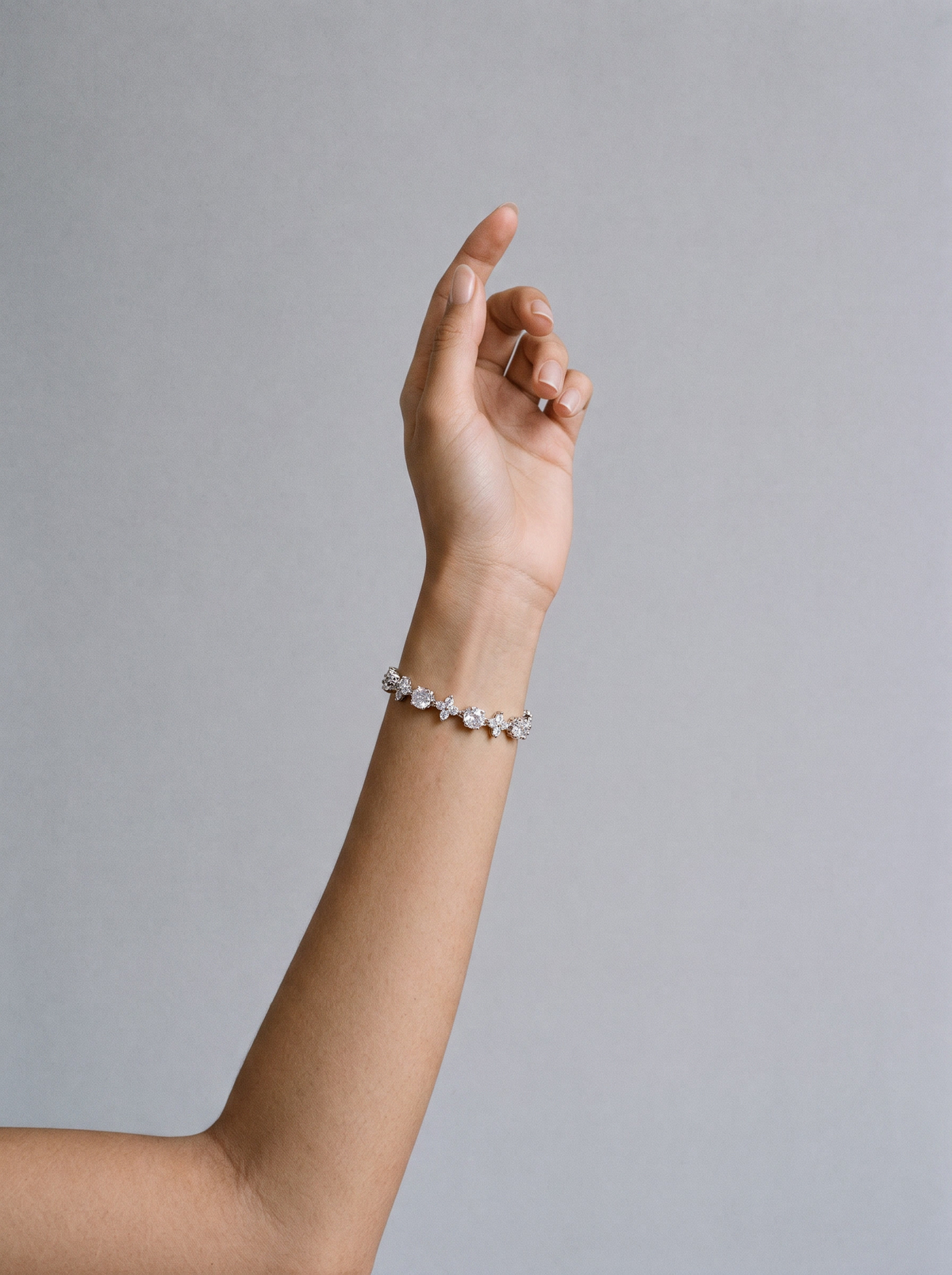 Floria Zircon Bracelet silver worn on model's wrist